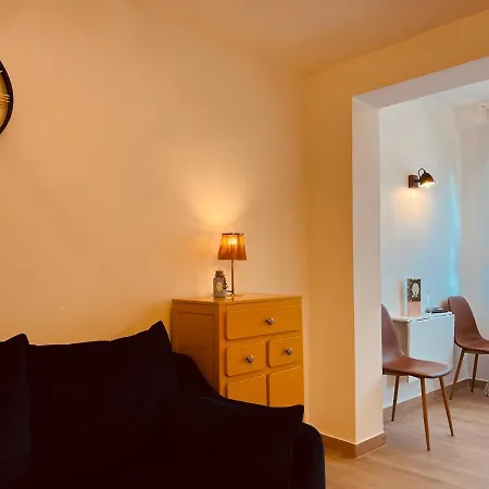 Apartman Lobel Apartment *