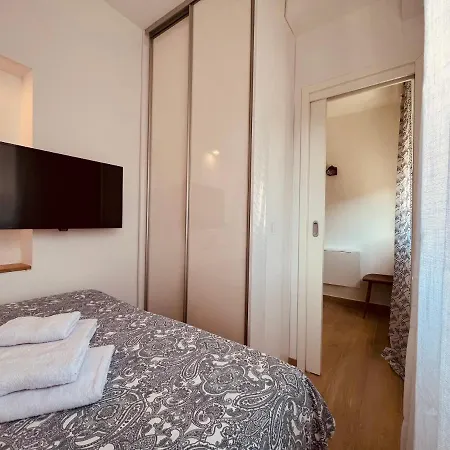 Apartment Apartman Lobel